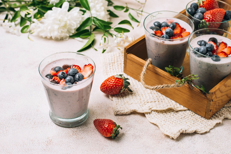 Smuti sa šumskim plodovima - zdrav i nutritivno bogat napitak.
