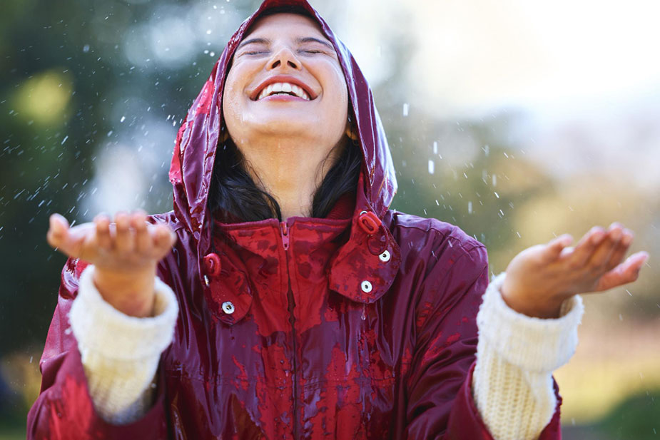 Temperaturni skokovi u proleće: kako deluju na pritisak, sinuse, migrenu i zglobove?